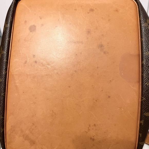 Authentic Louis Vuitton Petit Noe - Picture 5 of 7